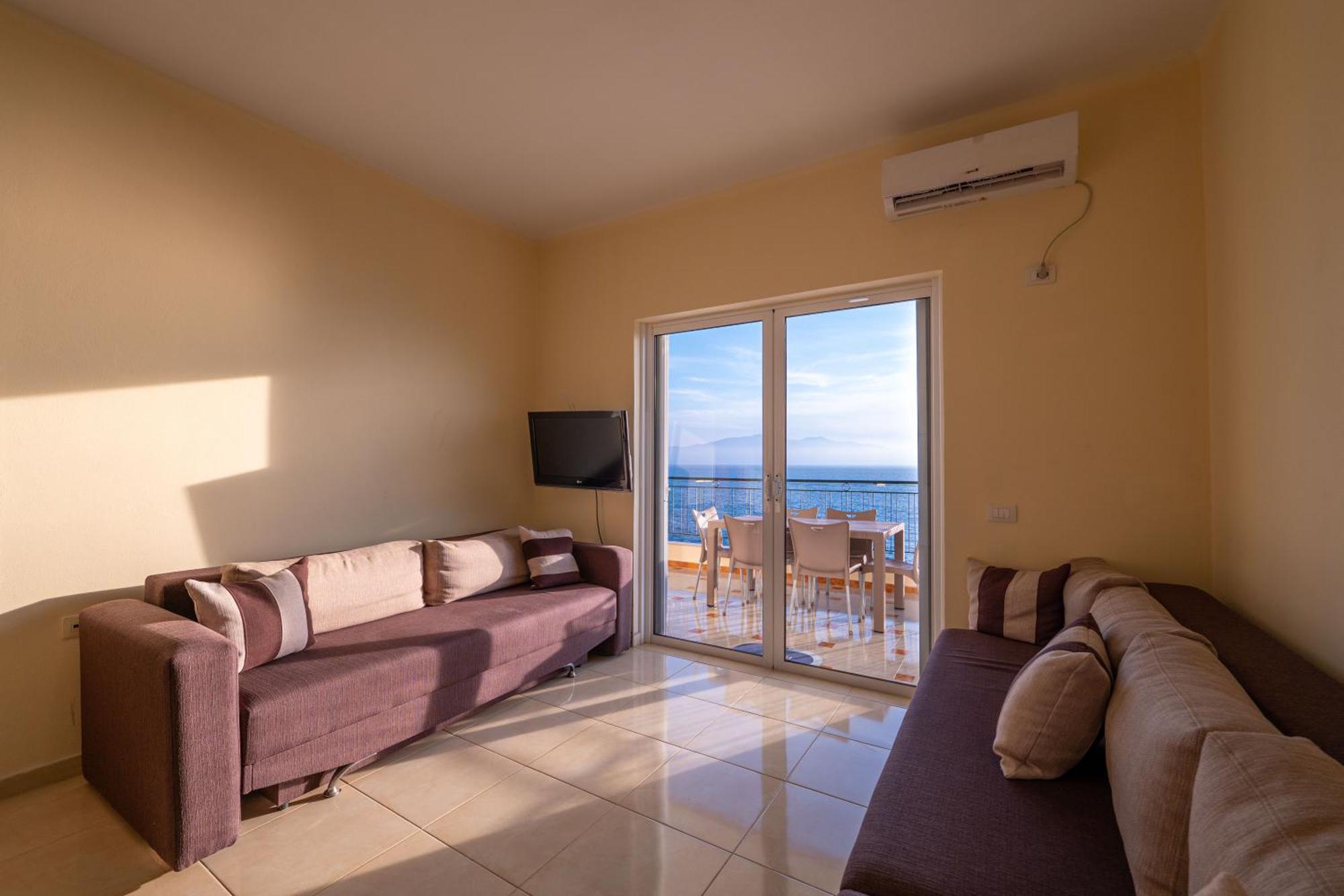 Starlight * Sarandë